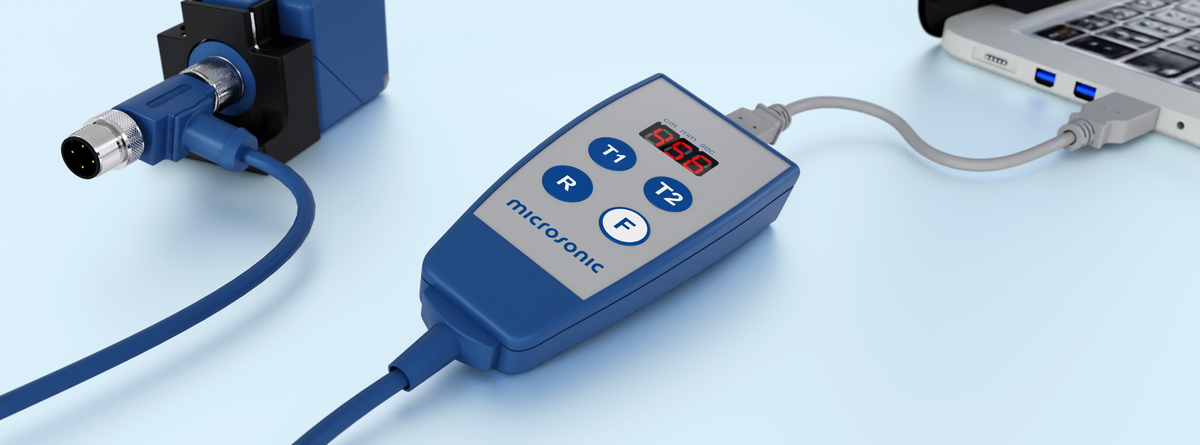Sensor über LCA-2 für die Programmierung am PC angeschlossen