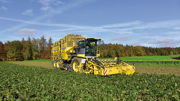 Tecnologia agricola: controllo del livello di riempimento del bunker di carico
